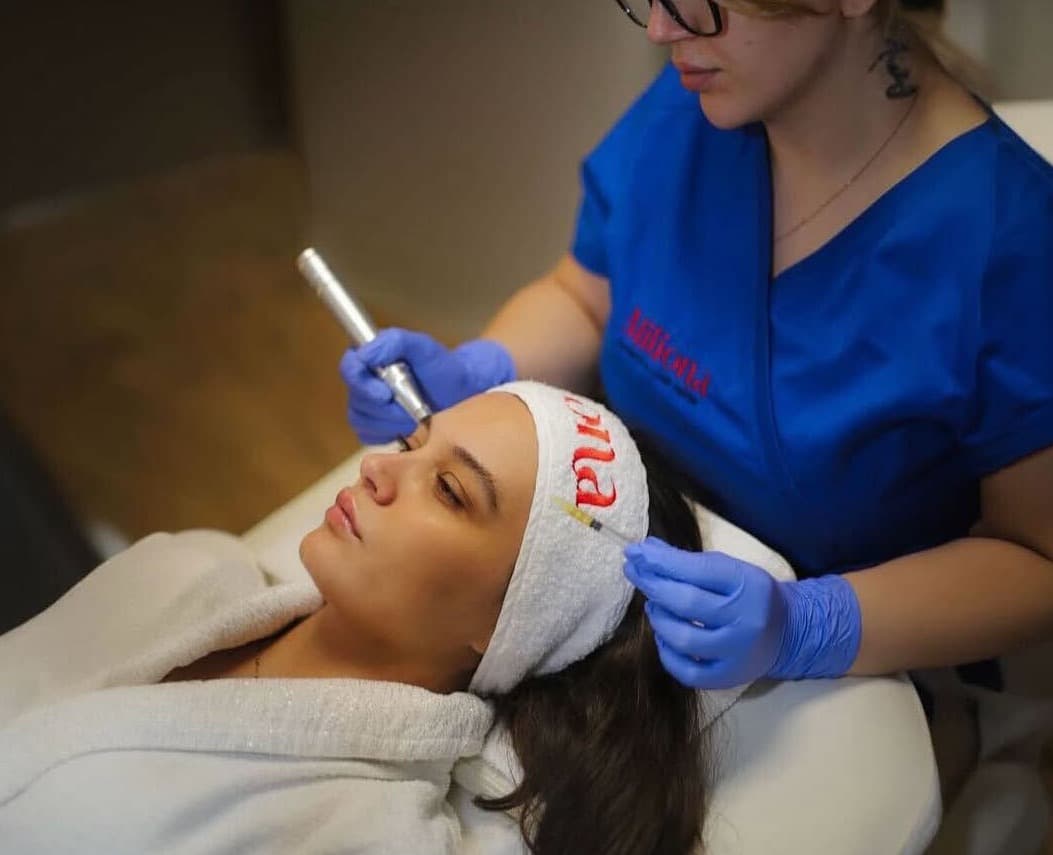 7 Signs to Consider Microneedling 1